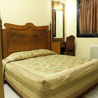Hotel Highway Inn (Complimentary Wi-Fi), Mumbai 5